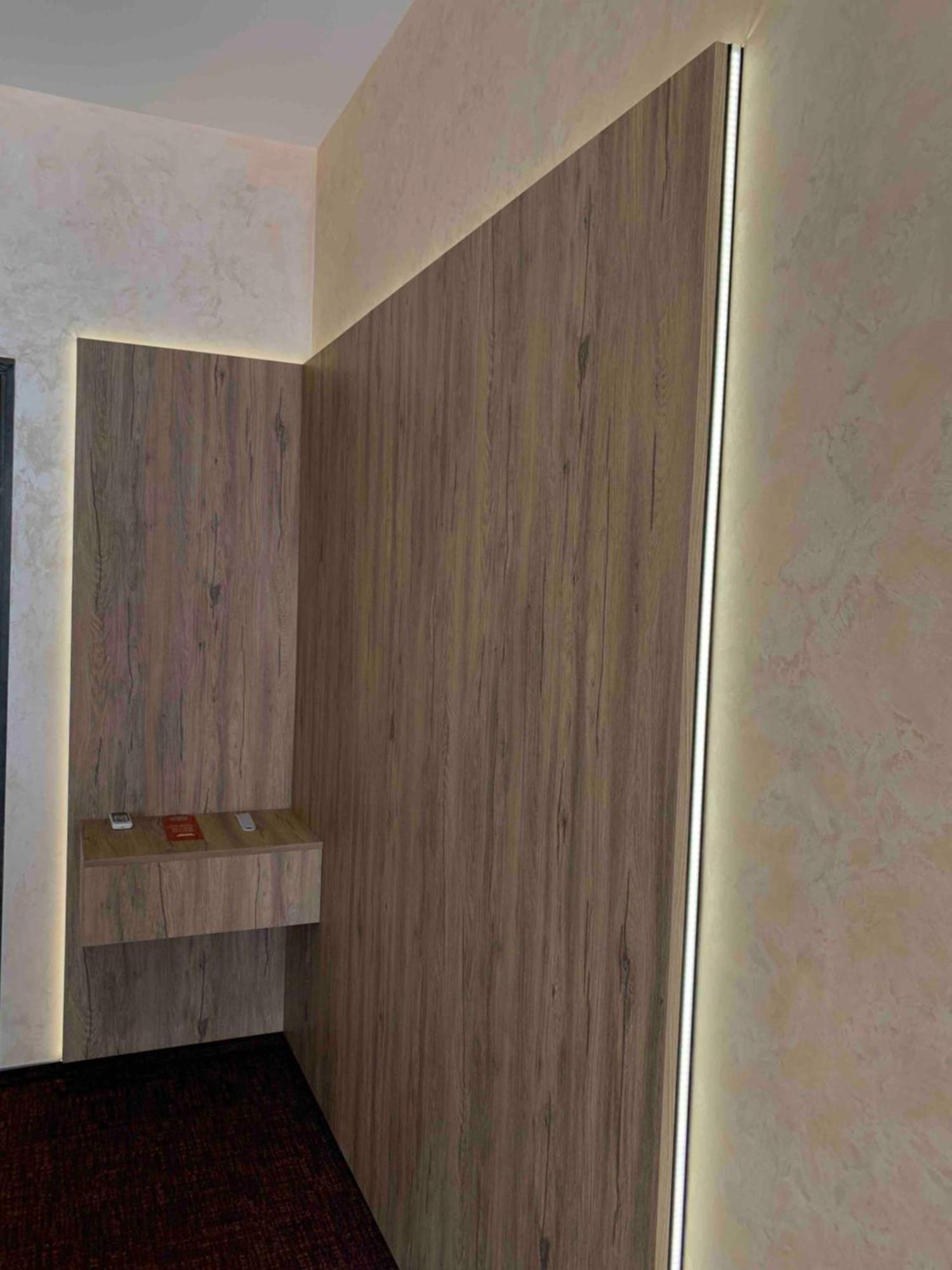 Yavoriv  Arta City Hotel מראה חיצוני תמונה