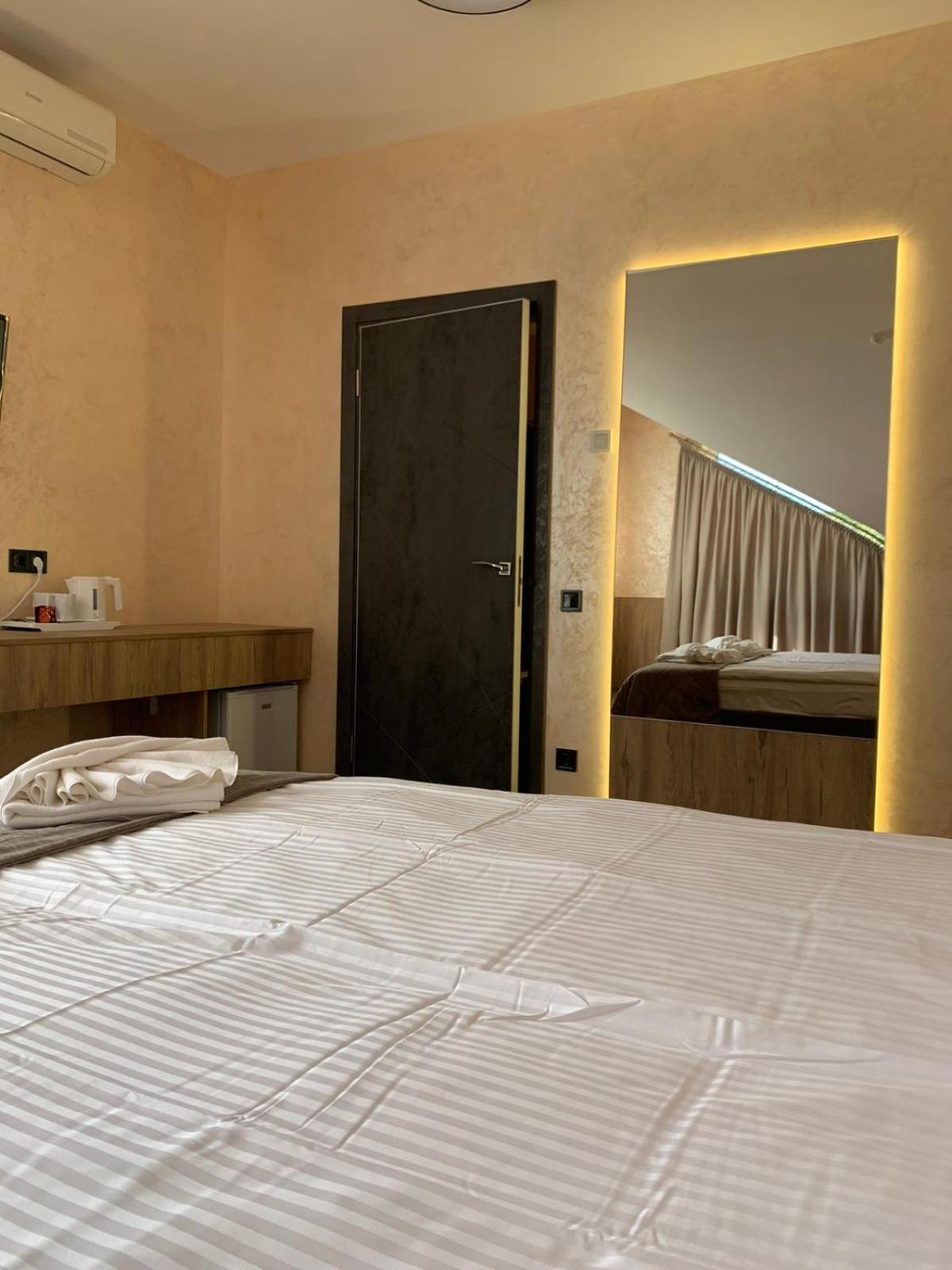 Yavoriv  Arta City Hotel מראה חיצוני תמונה